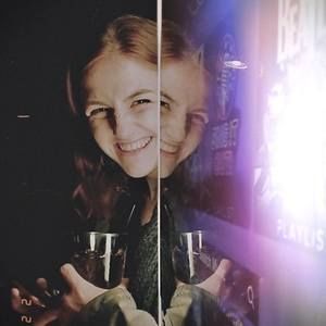 Meet your Posher, Gretchen